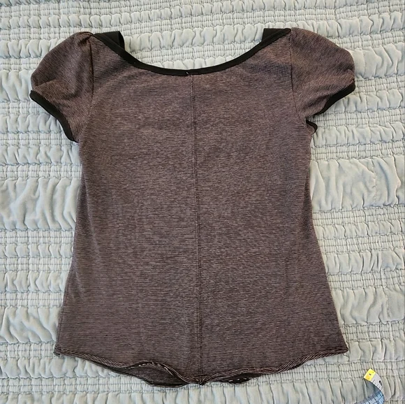 We the Free Scoop Neck Striped T-shirt Size Medium - EUC - Picture 2 of 6